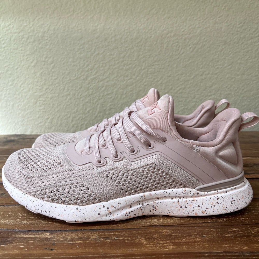APL Sneaker